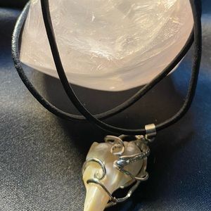 Freshwater pearl on leather choker